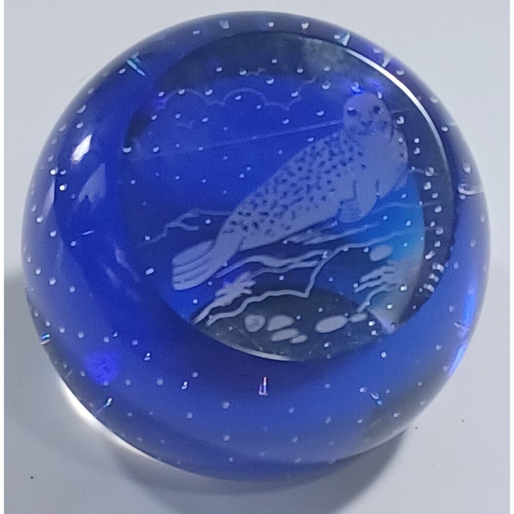 Vintage Caithness Seal Cobalt Blue Clear Controlled Bubble Art Glass Paperweight - Picture 11 of 14